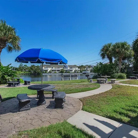 1111 Shoreline Towers Beach Front Condo 3Bdrm Free Beach Setup